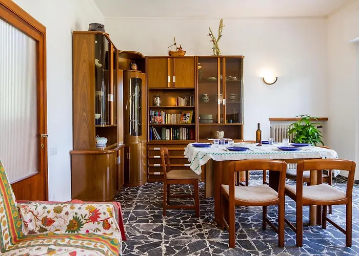 Dei Pini * סקרלינו